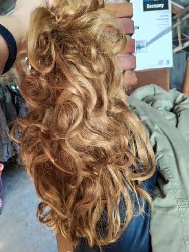 Prodajem periku prirodna kosasvetlo - braon bojadugačkatežina na lalafo.rs Prodajem periku prirodna kosasvetlo - braon bojadugačkatežina