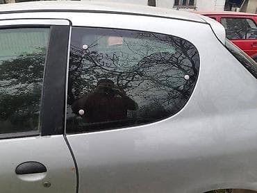 BOČNO STAKLO ZA PEUGEOT 206 | Bočno staklo za peugeot 206.Imam sve na lalafo.rs BOČNO STAKLO ZA PEUGEOT 206 | Bočno staklo za peugeot 206.Imam sve