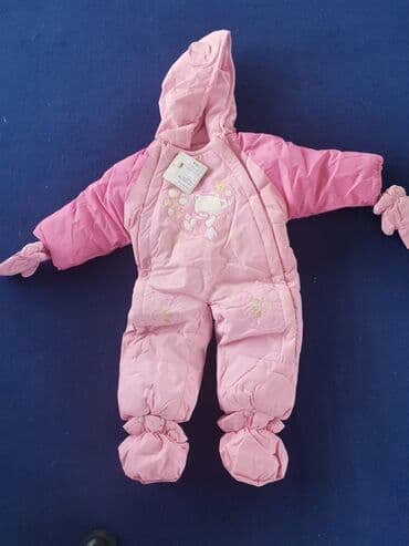 Šortsevi: Nov zimski skafander za bebe sa etiketom i deklaracijom — 4