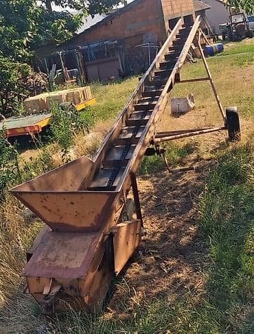 starter za kola: Na prodaju elevator za kukuruz LEFAN Stara Pazova, motor monofazni. Za — 1