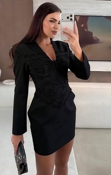 Lične stvari: Elegantna mini haljina sa korzet detaljem od čipke Univerzalna — 5