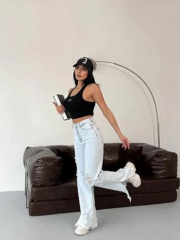 marke farmerki: Ženske farmerke – svetloplavi isprani džins, široke nogavice - Kroj — 3