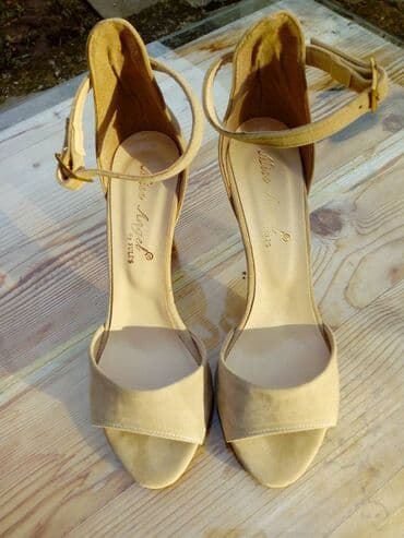 jednodelne pidzame h: Sandals, 37 — 1