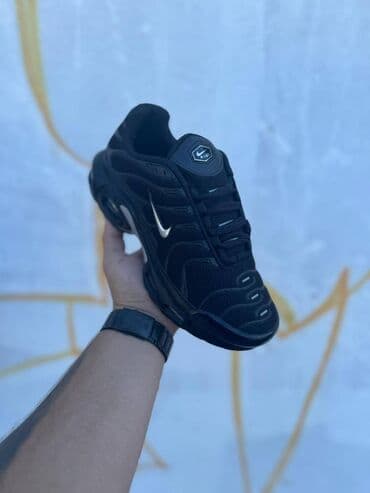 crne tn nike: Patike — 8
