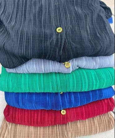 h m kompleti: Komplet 3000din
S m l — 5