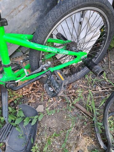 roleri za devojcice 26 29: BMX freestyle bicikl – zeleno-crni - Ram: čelični BMX ram, oznaka — 1