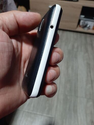Wiko: Telefon Wiko ispravan telefon je ocuvan stanje se vidi i na — 3