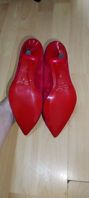 Papuče: Salonke, 37 — 4