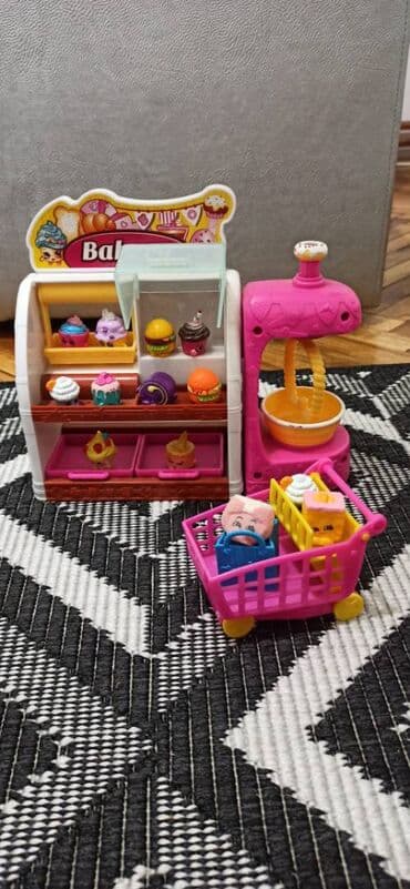 waikiki katalog za decu: Igracke u odlicnom stanju za cenu javite se u inboks — 9