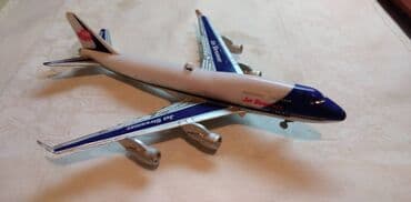avion za decu: Avion na bateriju 1, 5 v, okacen o najlon koji se vrti u krug — 1