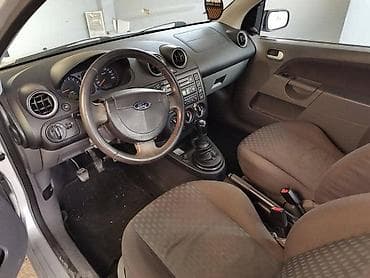 c4 2005: ENTERIJER ZA FORD FIESTA OD 2000. DO 2005. GOD. | FORD velika ponuda — 4