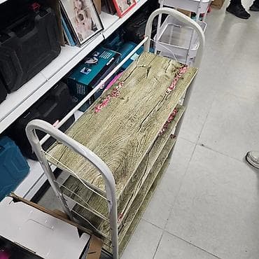 vitorog cipelarnik: Polica- cipelarnik

24 cm
Nova polica
Cena: 3200 din — 3