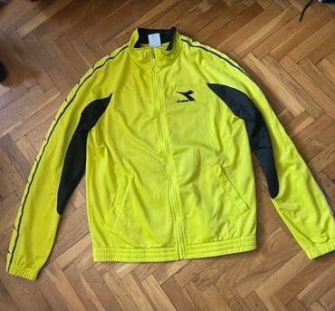 muška pidžama: Original Diadora komplet trenerka
Veličina M
Nošena 2-3x — 1