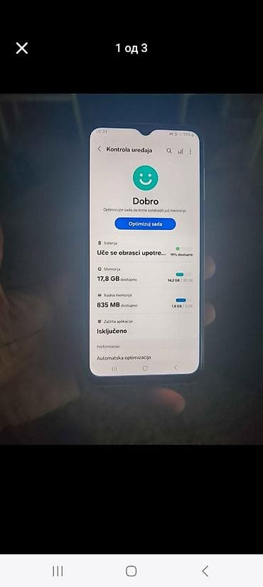 mini pegla na paru: Samsung Galaxy A13, svetloplave boje. Ključne karakteristike: - — 3