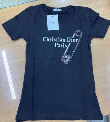 versace majice zenske: Zenske majice
S.m.l
1800 — 4