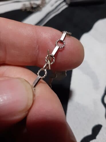 Venčanice i aksesoari: Narukvica stara srebrna 835 finoce sa srebrnim privescima na gradove — 6