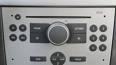 elektronika nis: RADIO / CD ZA OPEL MERIVA | Polovni originalni delovi za Opel Meriva — 2