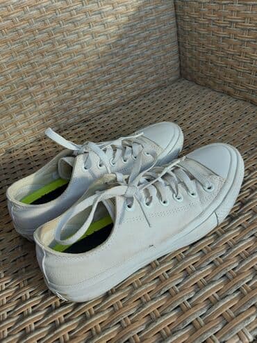 replay is more patike: Converse, 38, color - White — 7