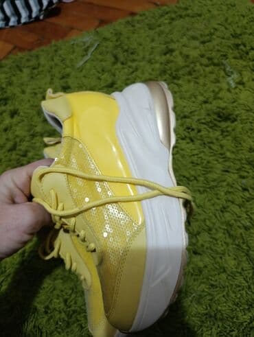 nike total 90 patike: 36 — 3