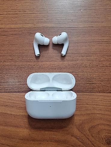 Original Apple AirPods pro slusalice. Ispravne