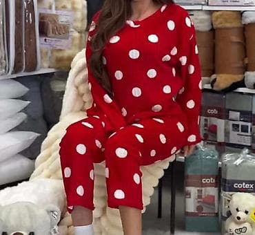 ps bele pantalone: Ženske plišane pidžame – dvodelni set Gs - Materijal: mekan, topao i — 3