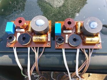 Foto i video kamere: Mb Quart 610-delovi -kutije prazne(bez icega) za 8 — 1