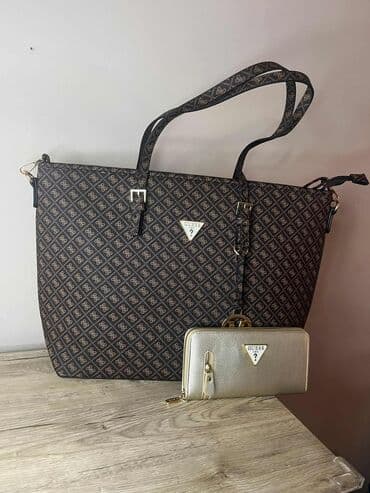 replay bez torba: Guess ❤️ Novčanik: Cena 1750 din. +ptt 📌 Torbica: Cena 2900 din +ptt 📌 — 2