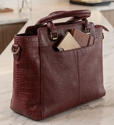 Elegantna ženska torba za posao – bordo boja - Materijal: kvalitetna