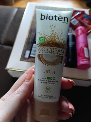 lidl kofer za sminku: Set kozmetike – više brendova Sadržaj: - Vivian Gray poklon set — 8