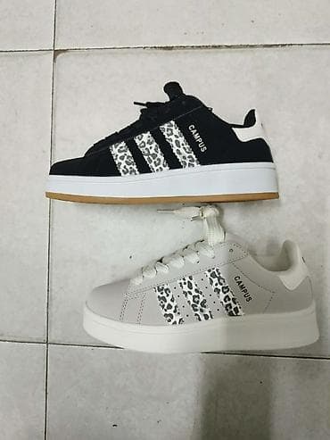 teget zenske patike: 03. 31-36
3450⭐⭐ — 2