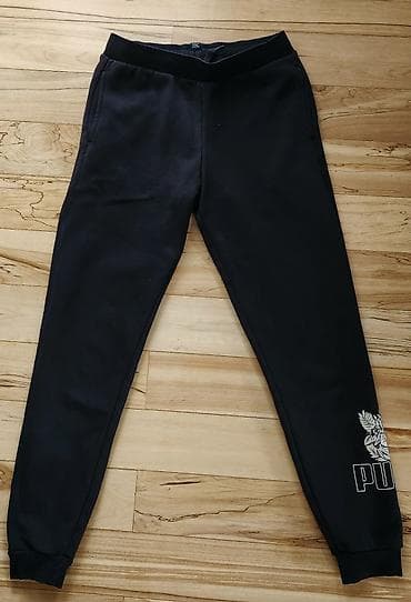 nike velicine odece za decu: Puma trenerke za devojcice– crne, sa printom, vel 13/14 - Model — 4