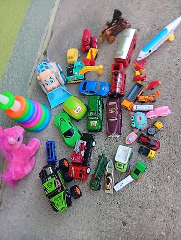 organizator za igracke lidl: Veliki set dečjih igračaka – različiti modeli i tematske figure — 1
