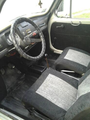 podloga za auto sediste lidl: Prodajem Zastavu 750 LC 1979god prvi vlasnik izvaren prefarban stanje — 4