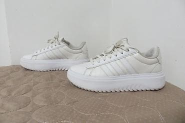 veja patike beograd: Adidas patike – bele, niske, vezivanje pertlama. Klasičan — 3