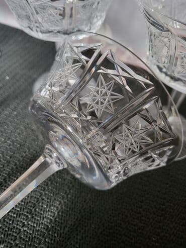 swarovski case za vino cena: Case kristal,led kristal za vino iz 70ih. Stanje perfektno,sve na — 10