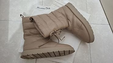 mou sive cizme: - Patike sive boje sa mrežastim gornjištem i pojačanjima; meki — 3