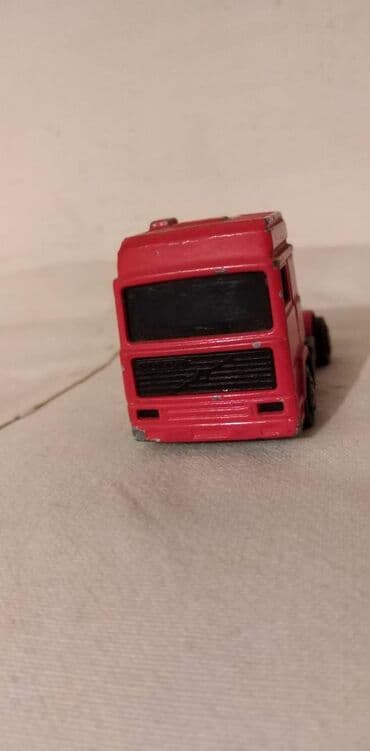 harry potter vt401 k: Majorette kamion Volvo bez prikolice — 2