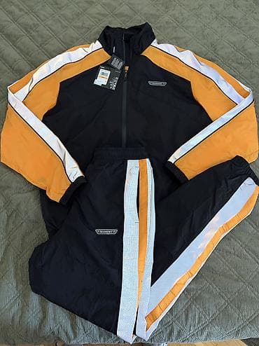 uf pro pantalone: UNDER ARMOUR x MANSORY komplet trenerka S NOVO — 2
