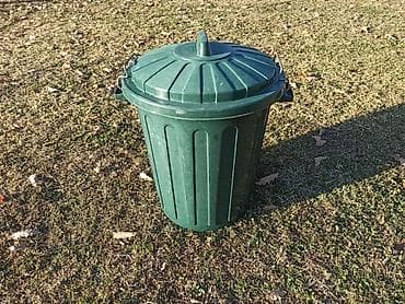 Plastična kanta za smeće zapremine 46L. Prubližne dimenzije ф40/32cm