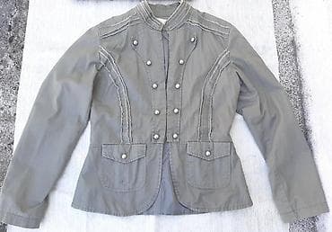 Maslinasto zeleni sako Maslinasto zeleni u retro stilu sako. Polovan