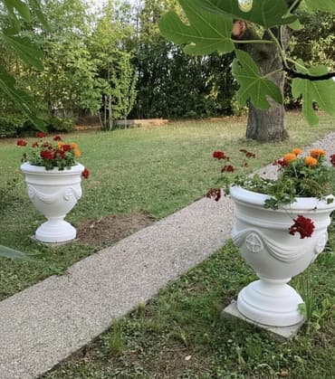 Zardinjera pletenica – sivo oker 🌿🌸 Novo O NAMA – BLUE STONE DOO