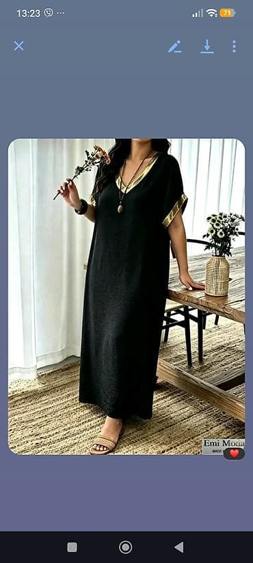 zenska kucna haljina: Haljina za punije
2XL 3XL 4XL
Cena : 2500 dinara
ML — 2