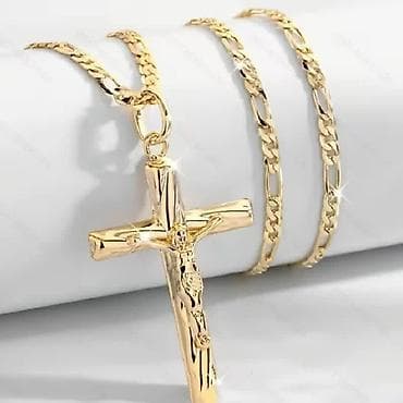 unikatni nakit: Lancic sa krsticem
2200 din
💋 — 1