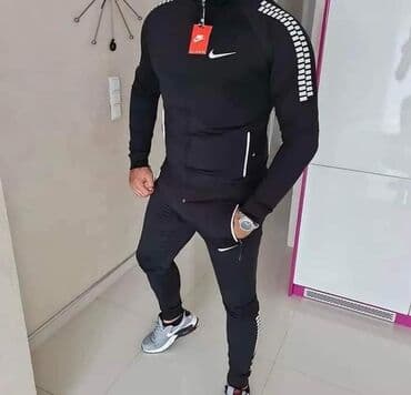 komplet gedore: Muska komplet trenerka M L XL 2XL.Materijal:likra Cena 4400 din — 1