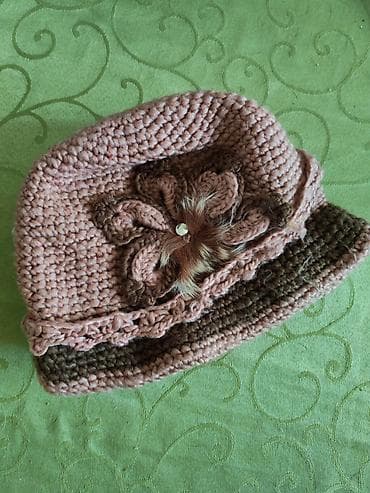 tiffany beograd: Preslatka pletena kapica — 1