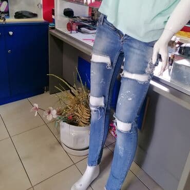 pantalone od vestacke koze: Farmerice Firmirane
Malo nošene
Super model
Vel S — 3