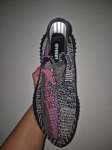 Yezzy lepo odradjene
Urezan boost u djonu
36-48
4000 din
SS🖤 na lalafo.rs Yezzy lepo odradjene
Urezan boost u djonu
36-48
4000 din
SS🖤