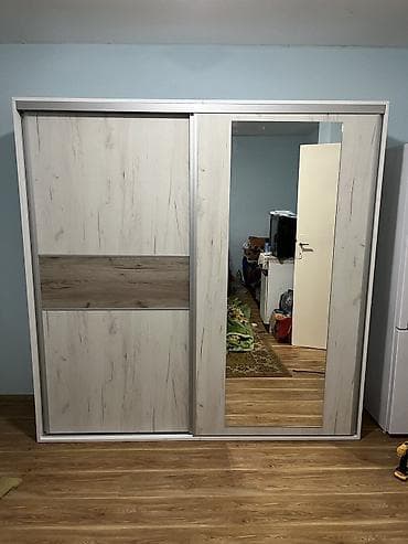 ugaone forma ideale cena: Klizni ugradni/polustanding garderoberi po meri - Trokrevetna klizna — 7