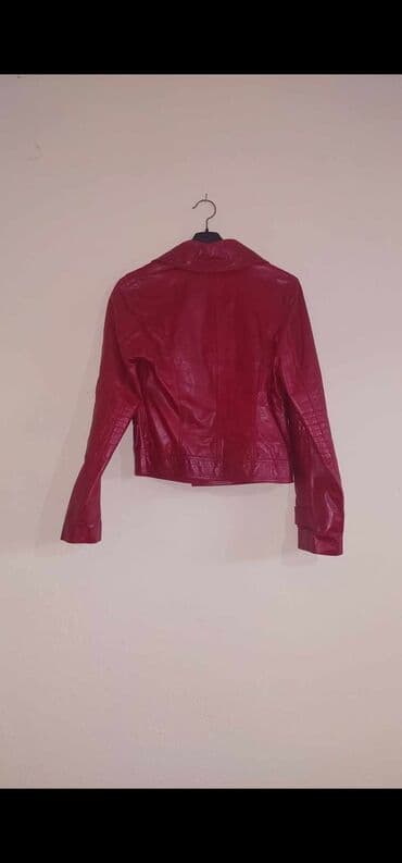 Ženska kožna jakna – crvena - Materijal: prirodna koža (etiketa