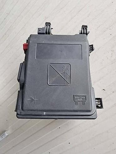 satara za meso: KUTIJA OSIGURACA ZA CITROEN C3, C3 AIRCROSS, C4 . OD 2013. DO 2024 — 1